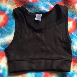 Black workout cropped top size medium